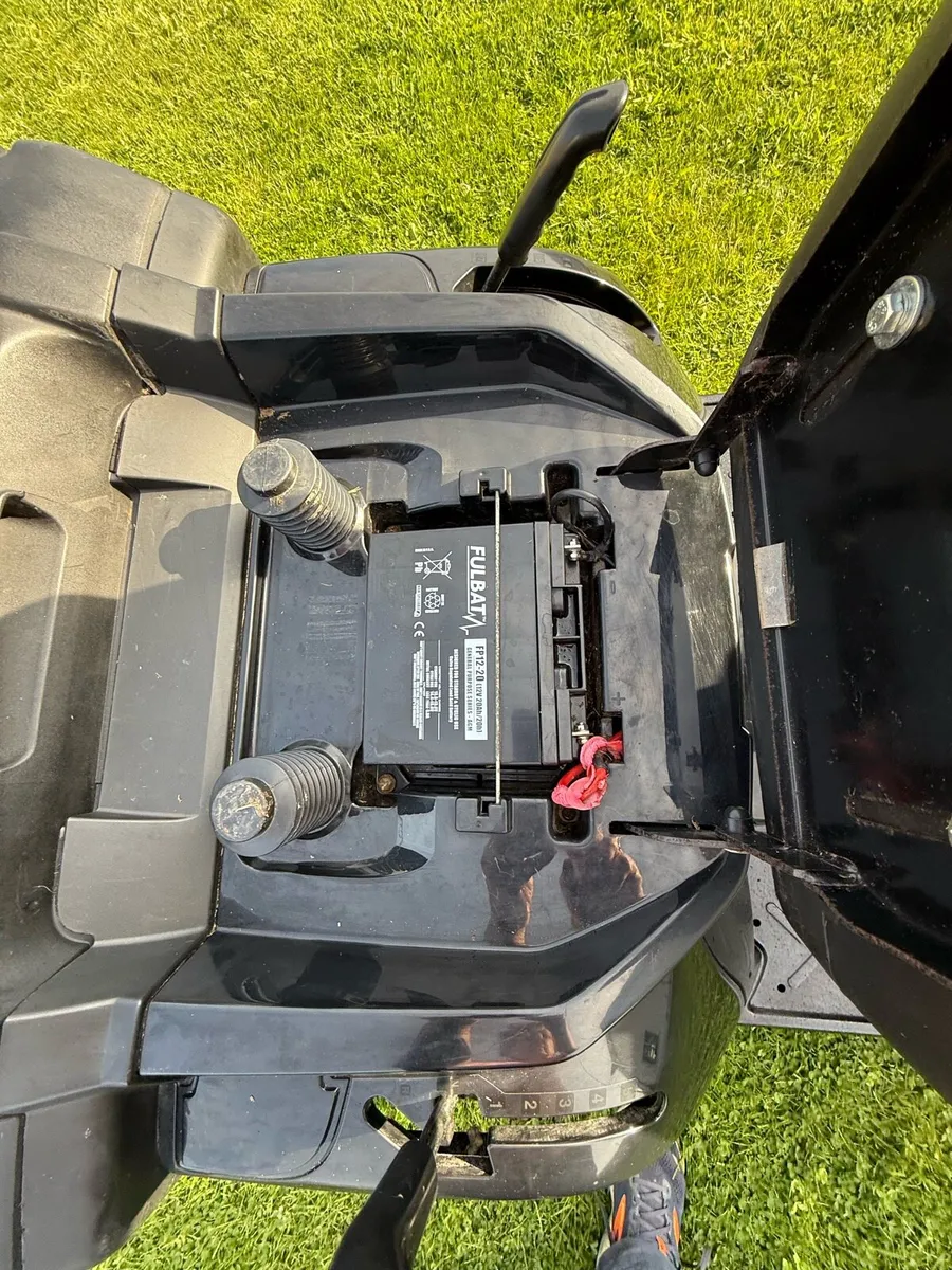 1 OWNER MOWER SPOTLESS - Image 4