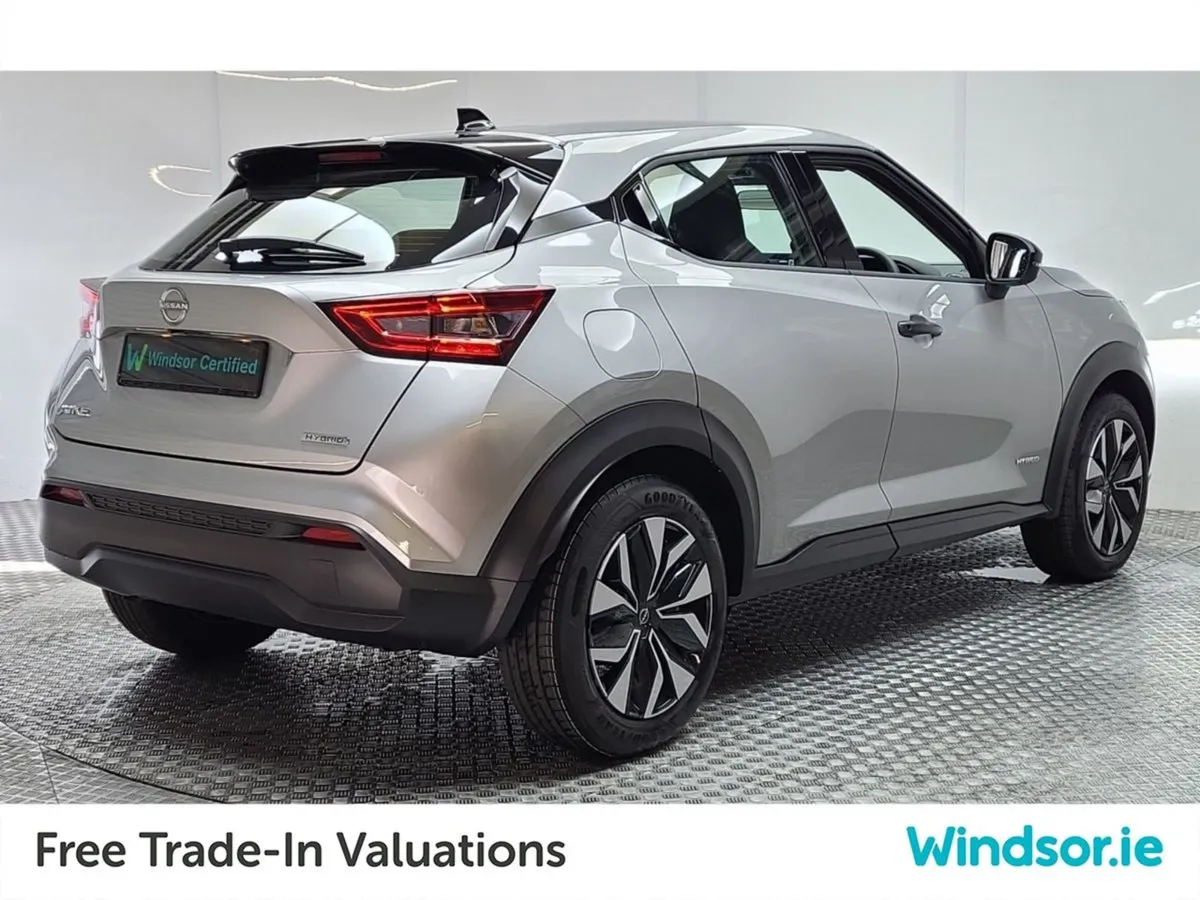 Nissan Juke Hybrid SV - Image 3
