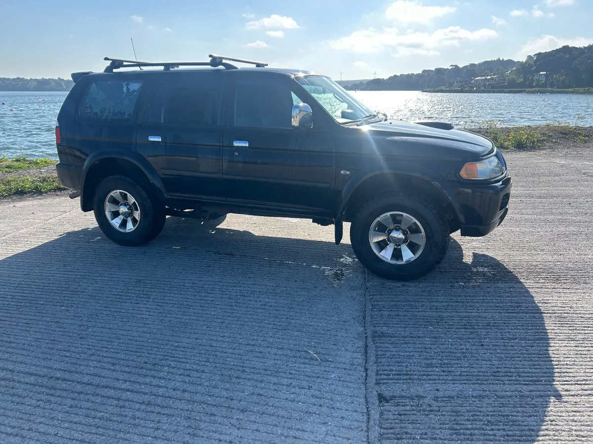 Mitsubishi Pajero 2006 - Image 1