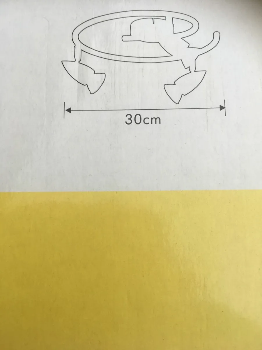 BRAND NEW in box 3 Way Ceiling Light - Image 4