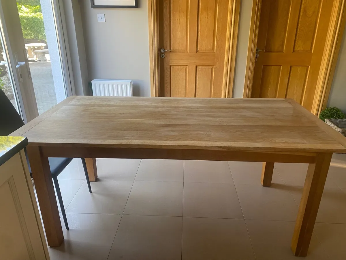 Dinning table - Free to Collect - Image 1