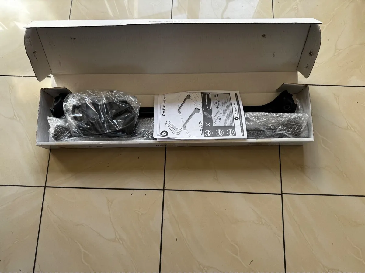 Roof Bars  brand new  Universal Volvo xc60 - Image 2