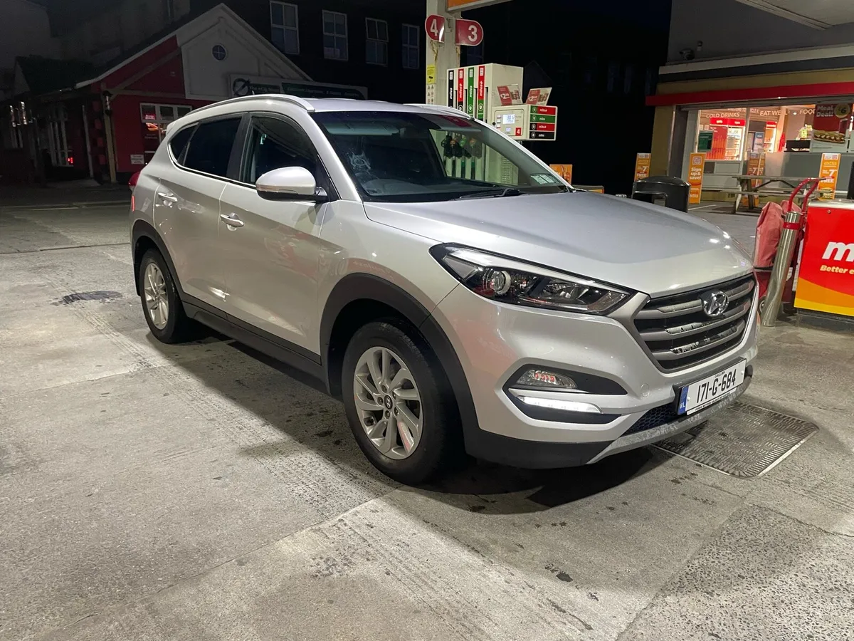 €14500 Hyundai Tuscan ix35 comfort plus - Image 2