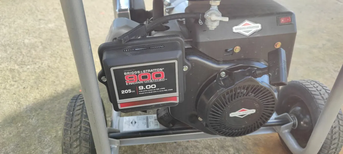 Generator Briggs and Stratton - Image 3