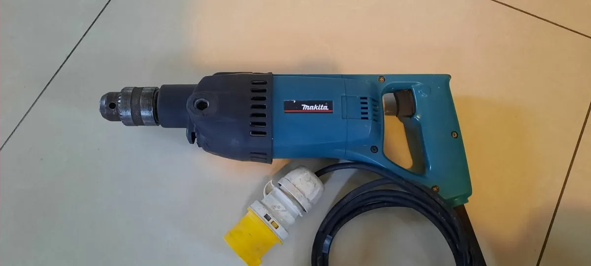 Makita 8406 Diamond Drill 110v - Image 1