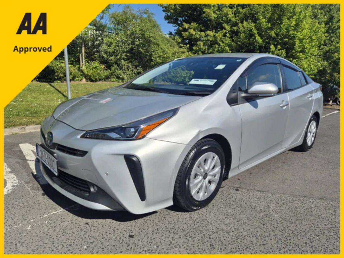 TOYOTA PRIUS / 2021 / 1.8 PETROL / HYBRID / AUTO - Image 1
