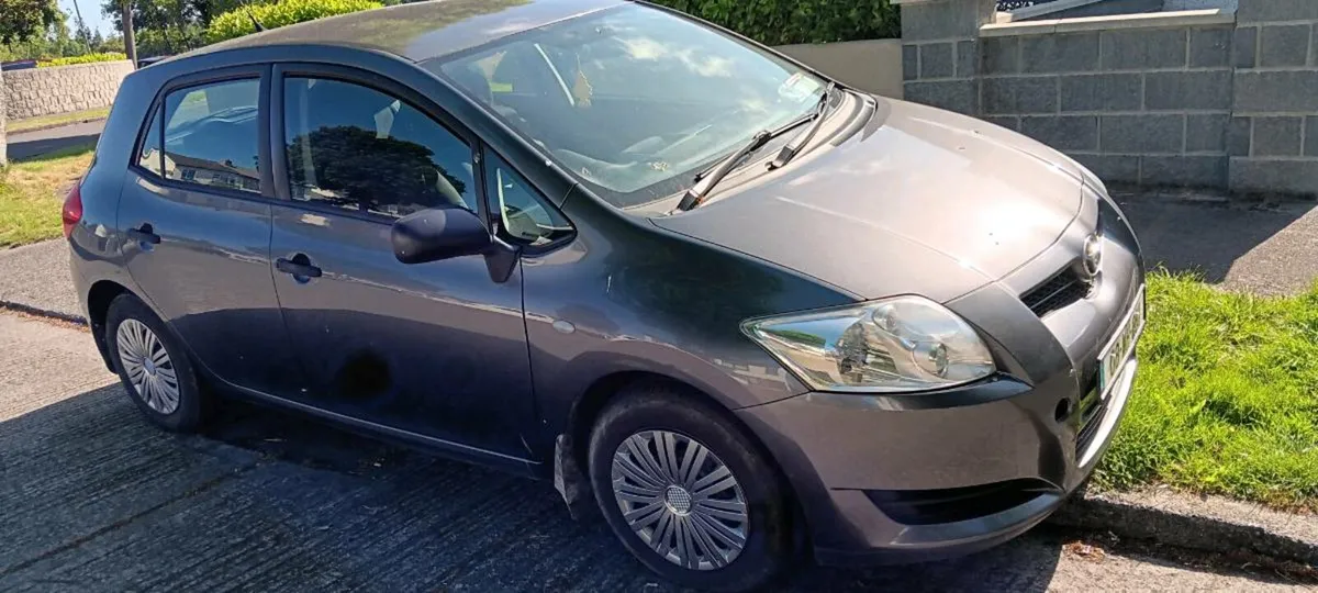 Toyota Auris - Image 2