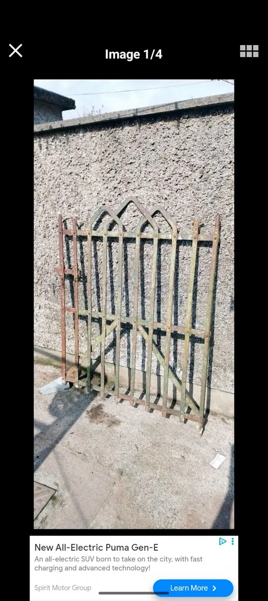 Old gate - Image 1