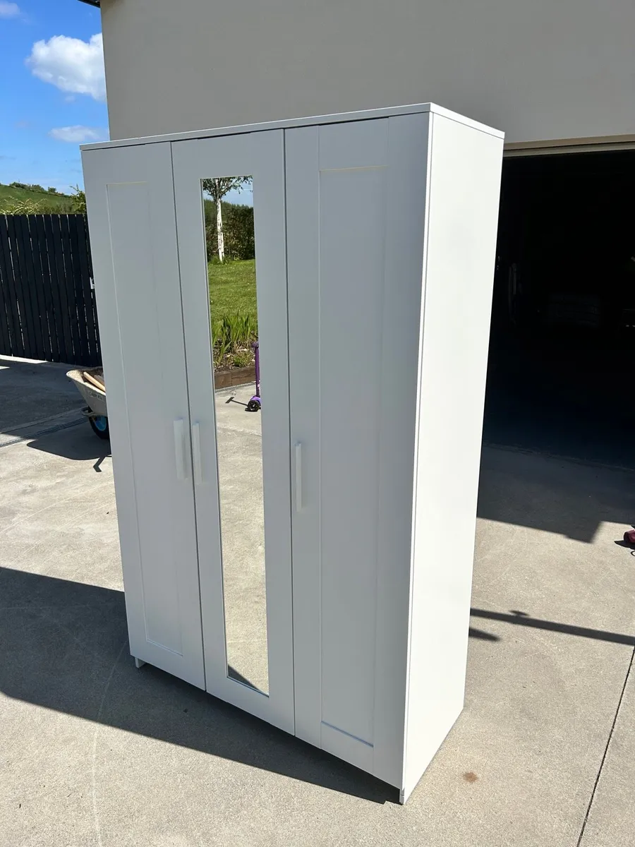 Wardrobe - Image 2