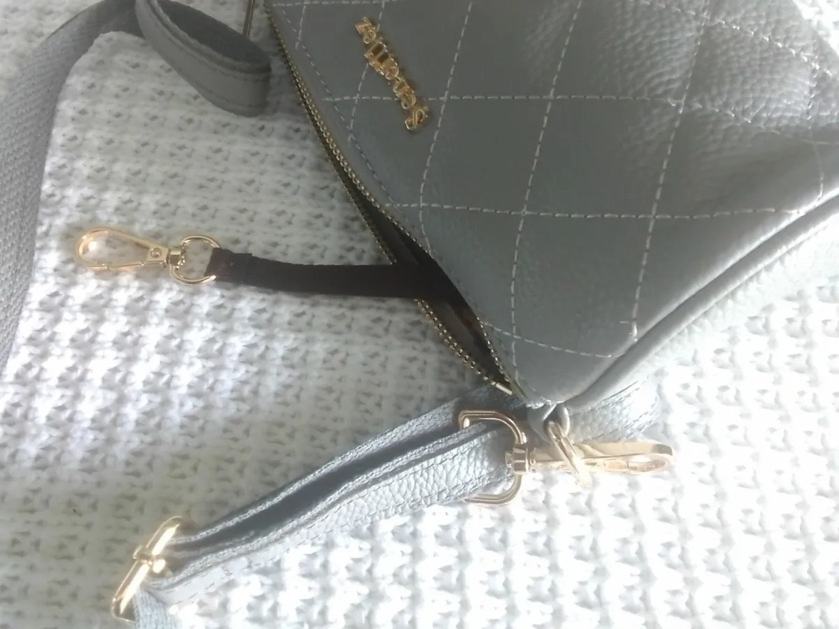 LIGHT GREY SOFT LEATHER CROSSBODY BAG - Image 2