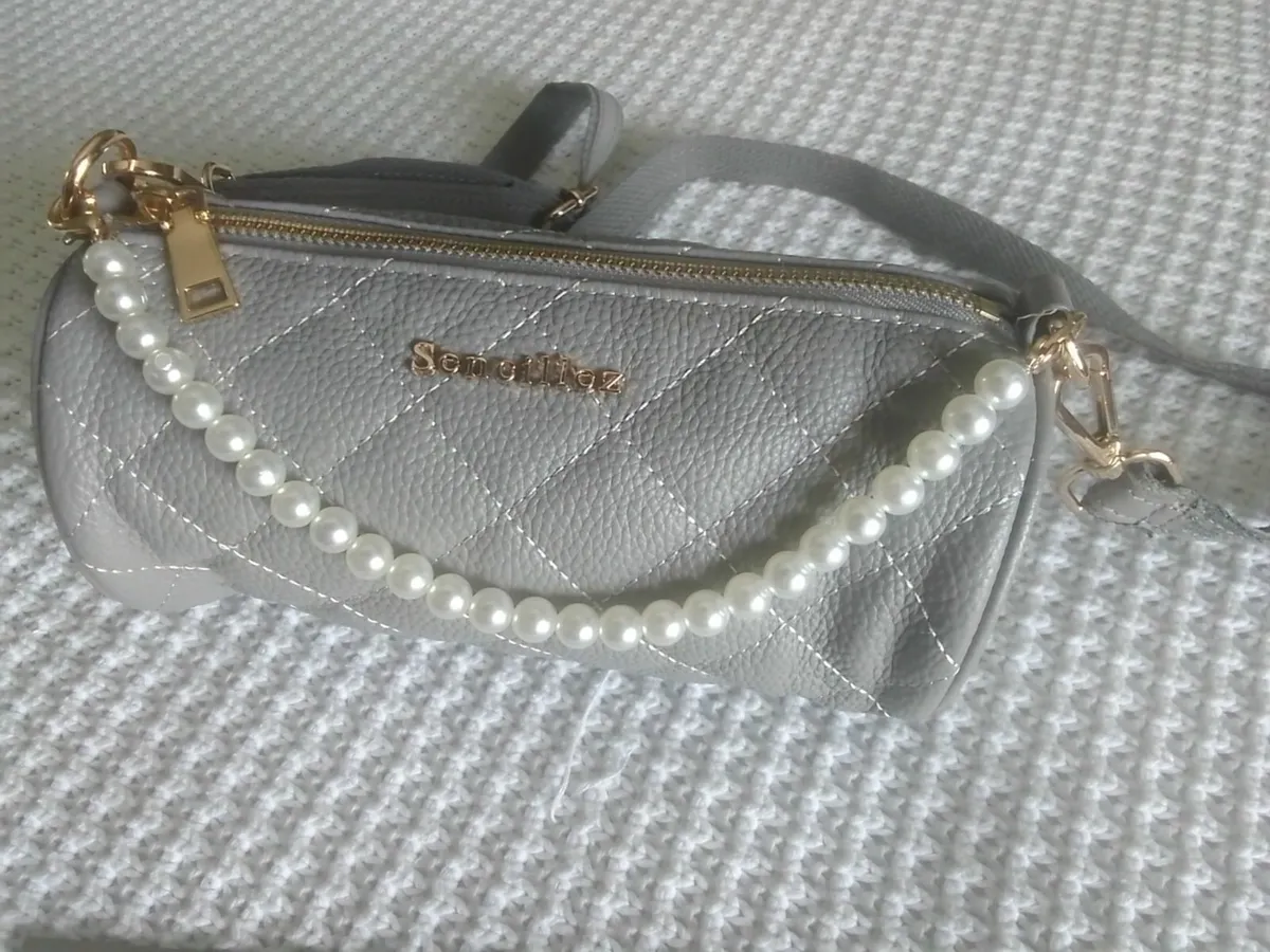 LIGHT GREY SOFT LEATHER CROSSBODY BAG - Image 1