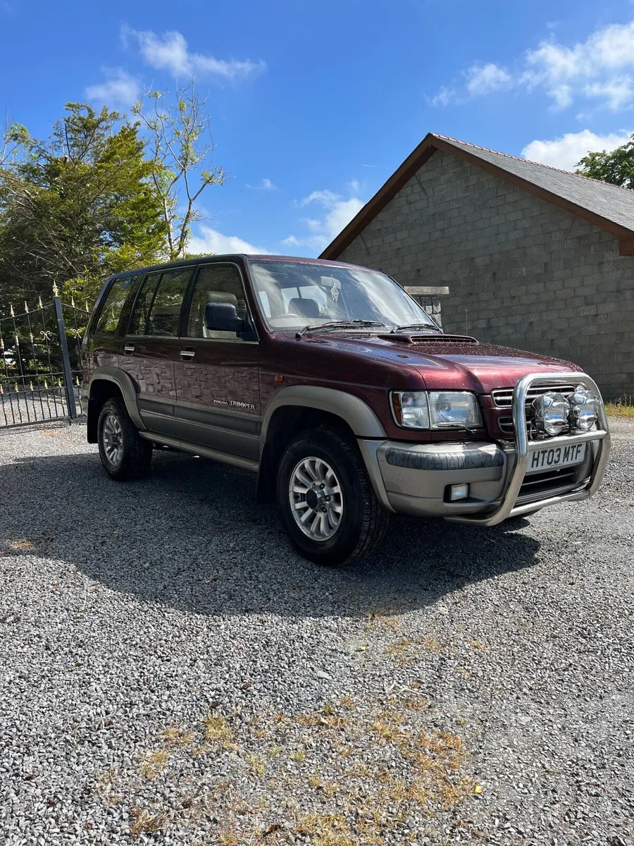 Isuzu trooper insignia (mint condition) - Image 2