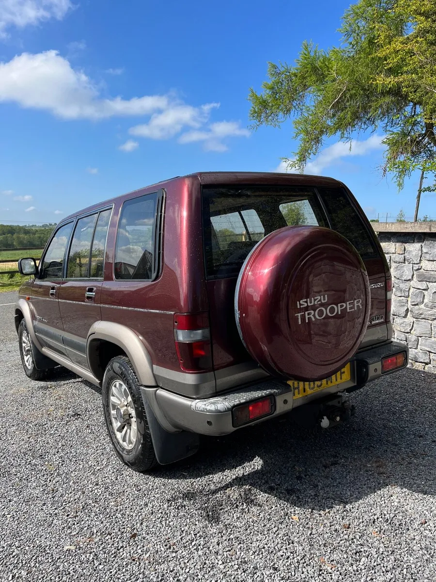 Isuzu trooper insignia (mint condition) - Image 4