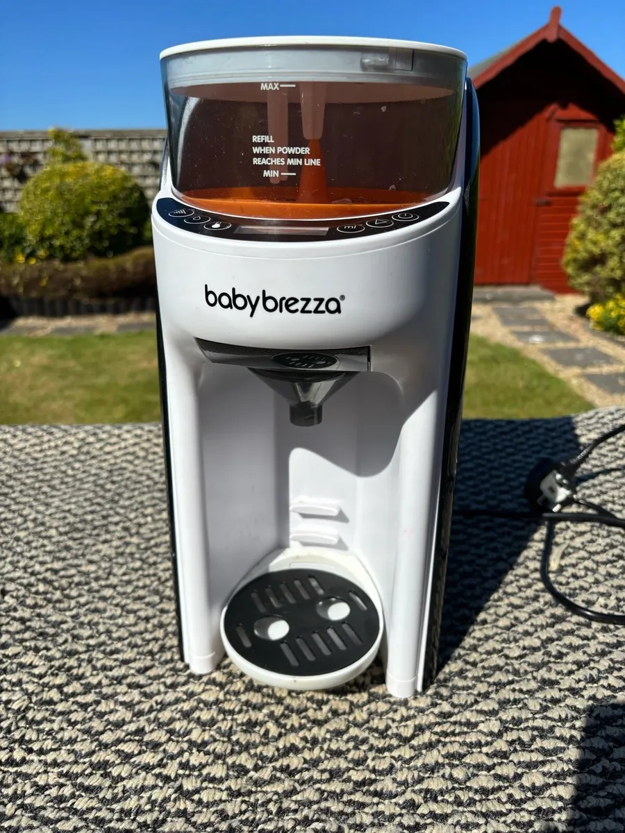 Baby Brezza milk maker - Image 1