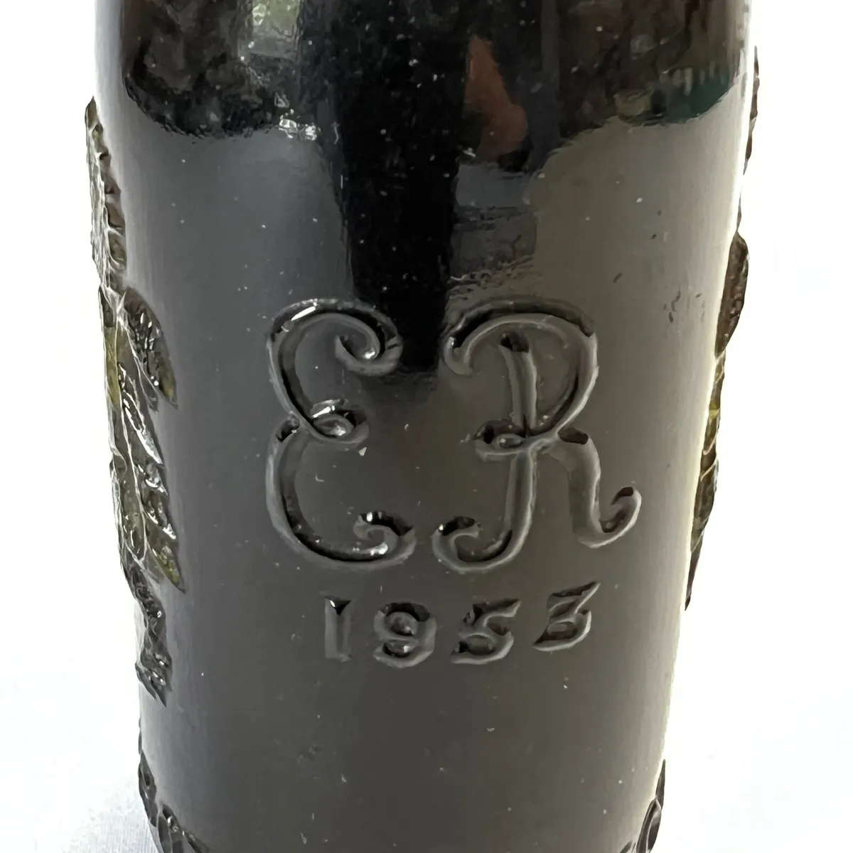 1953 Guiness bottle coronation antique - Image 2