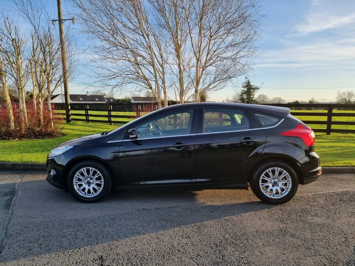 Ford Focus 1.6 - Image 4