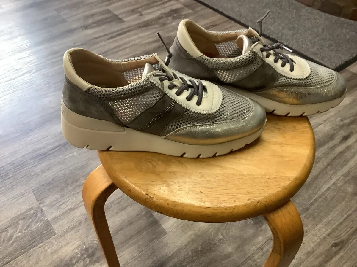 Trainers Hispanitas size 41 - Image 3
