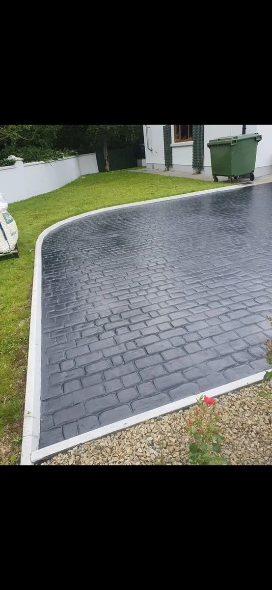 Tarmacadam restorer paints - Image 4