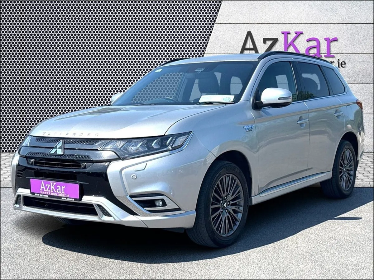 Mitsubishi Outlander 2021 S-edition Phev 4 Wheel - Image 3