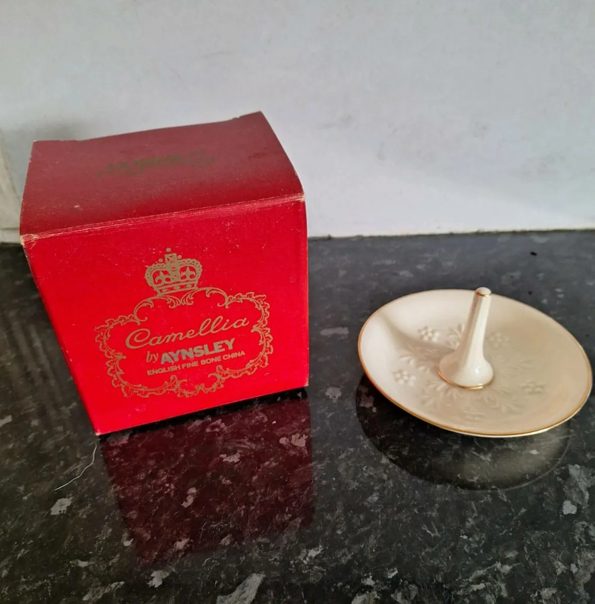 Vintage Camellia by Ansley ring holder - Image 1