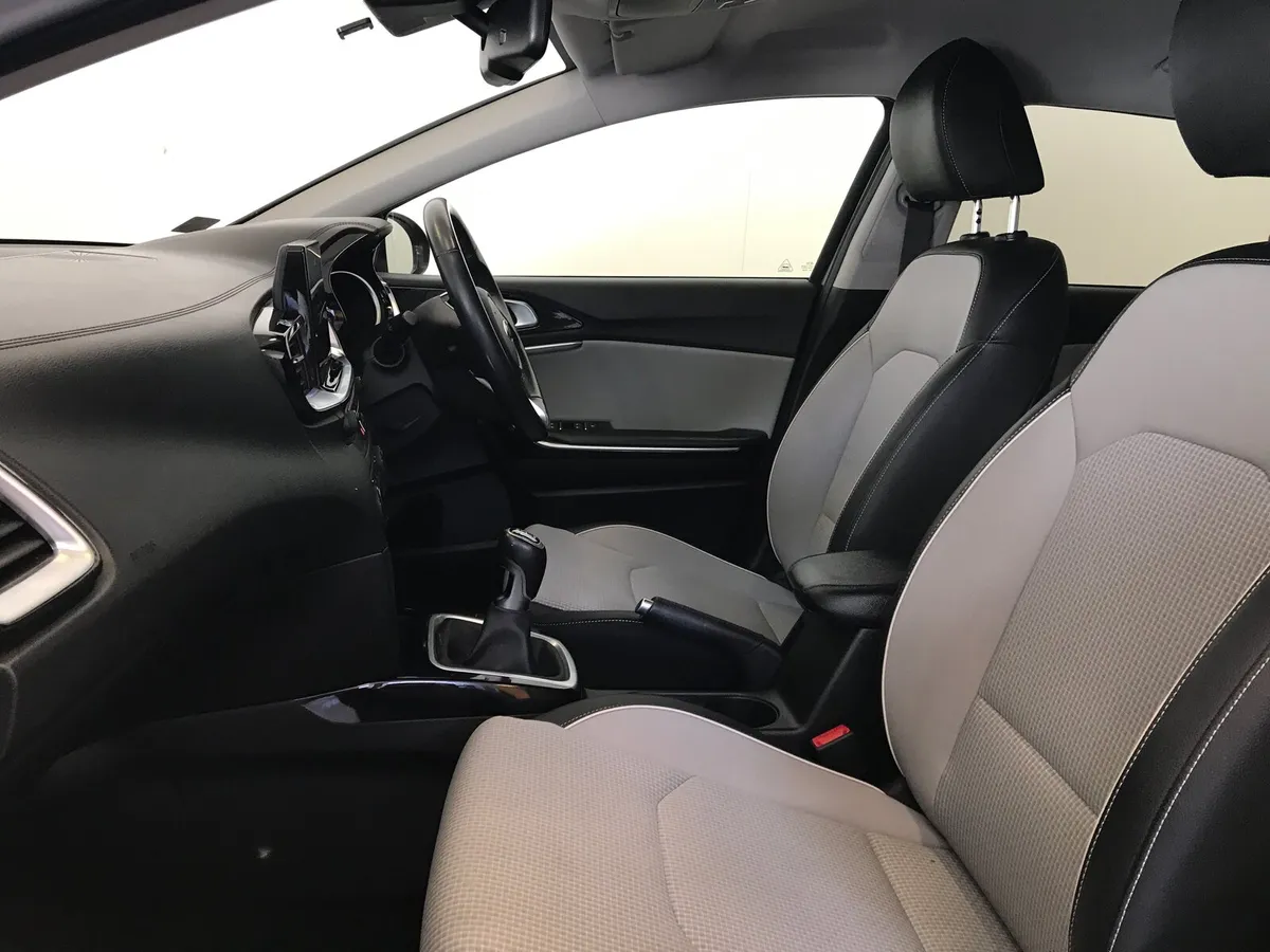 Kia Ceed 2019 K4 - Image 3