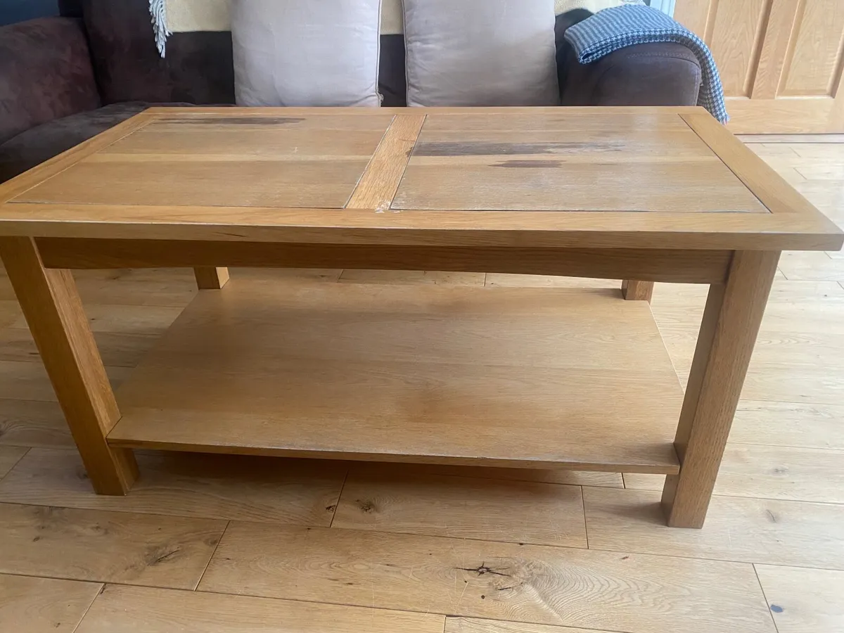 Coffee Table  -  Free to collect - Image 1