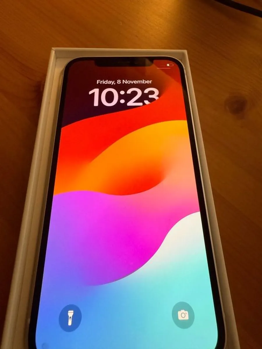iphone 12 - Image 2
