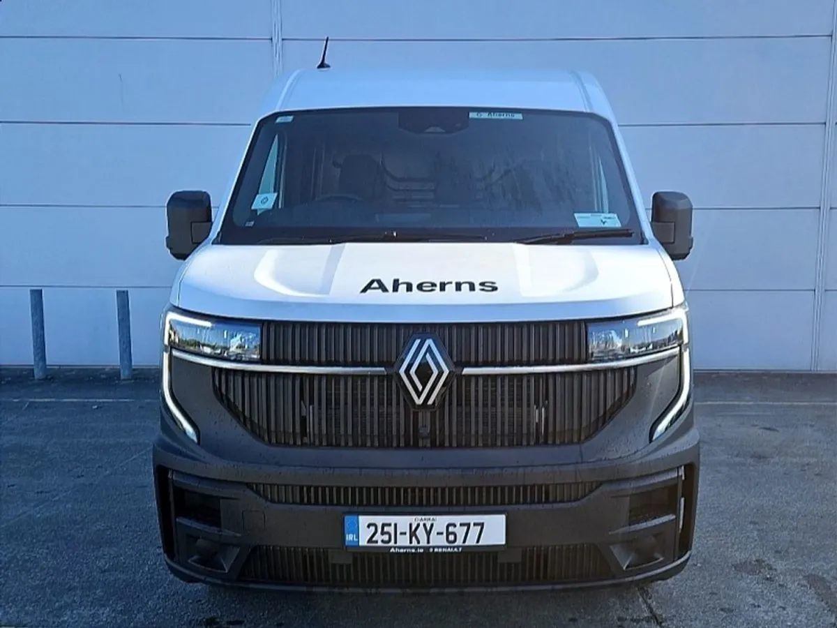 Renault Master FWD VAN Start Lm35 Blue DCI 15 - Image 2