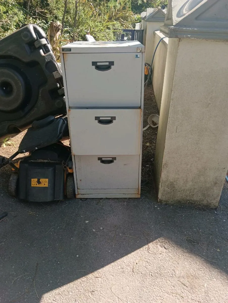 Filing cabinet