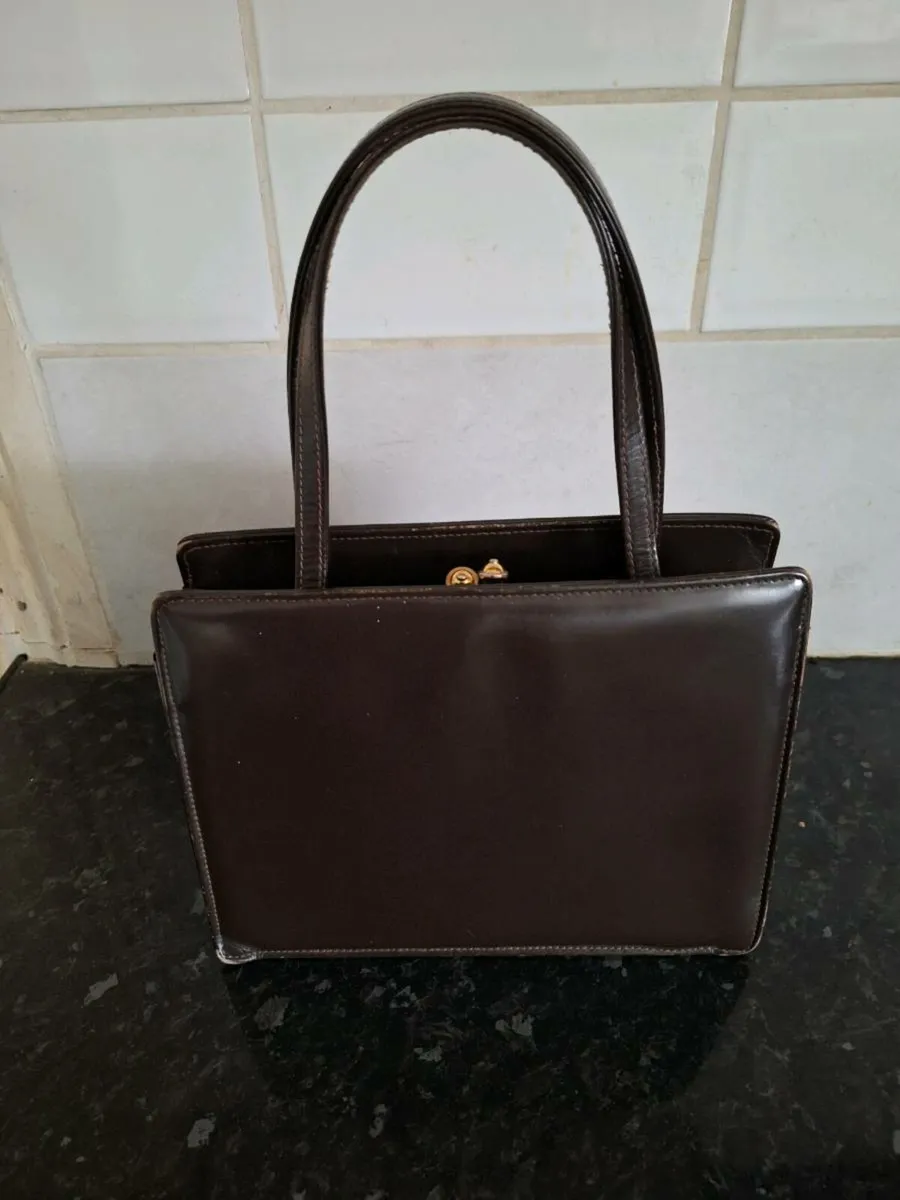 Genuine vintage Beverly leather handbag - Image 2