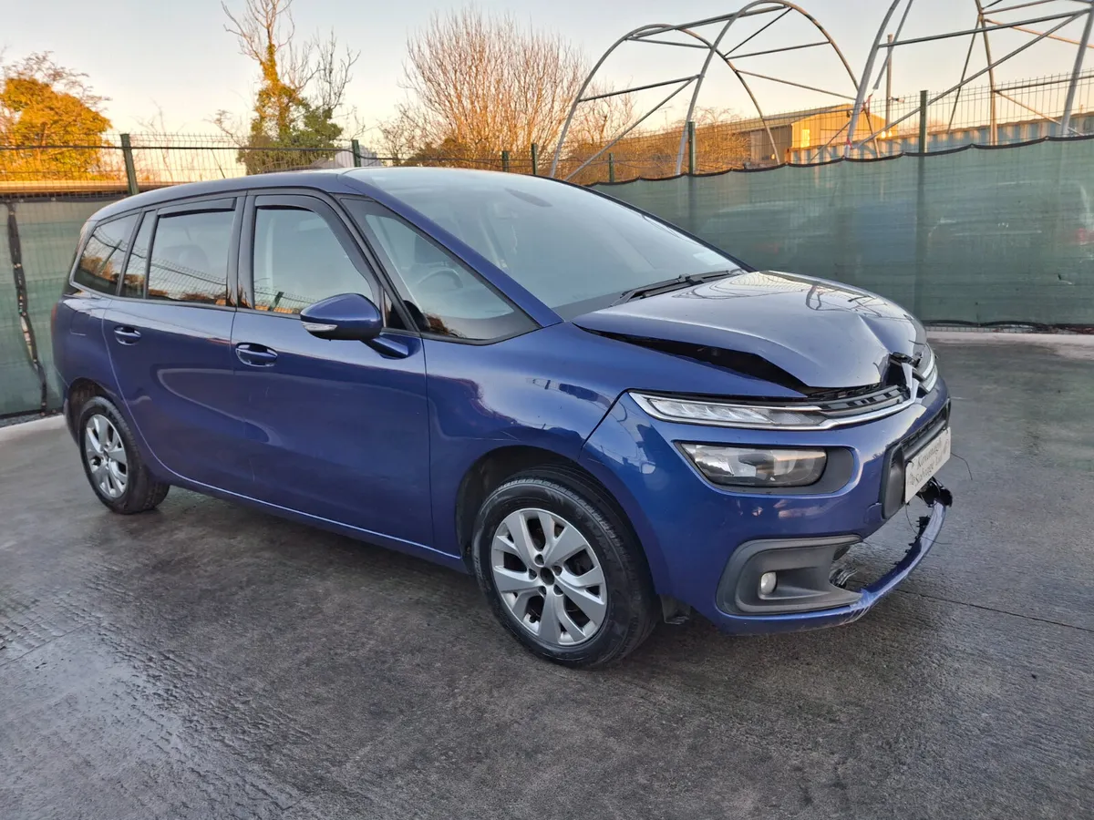172 Citroën C4 Grand Picasso  7 seater - Image 2