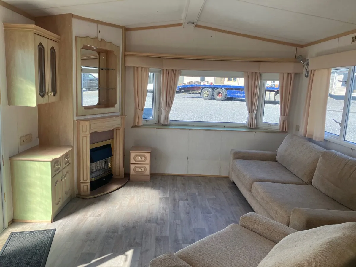 AFFORDABLE 3 BED DOUBLE GLAZED CENTRAL HEATED - Image 3