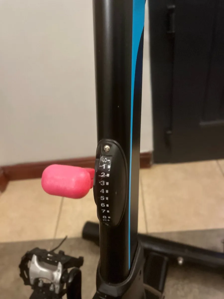 Exercise bike - Image 3
