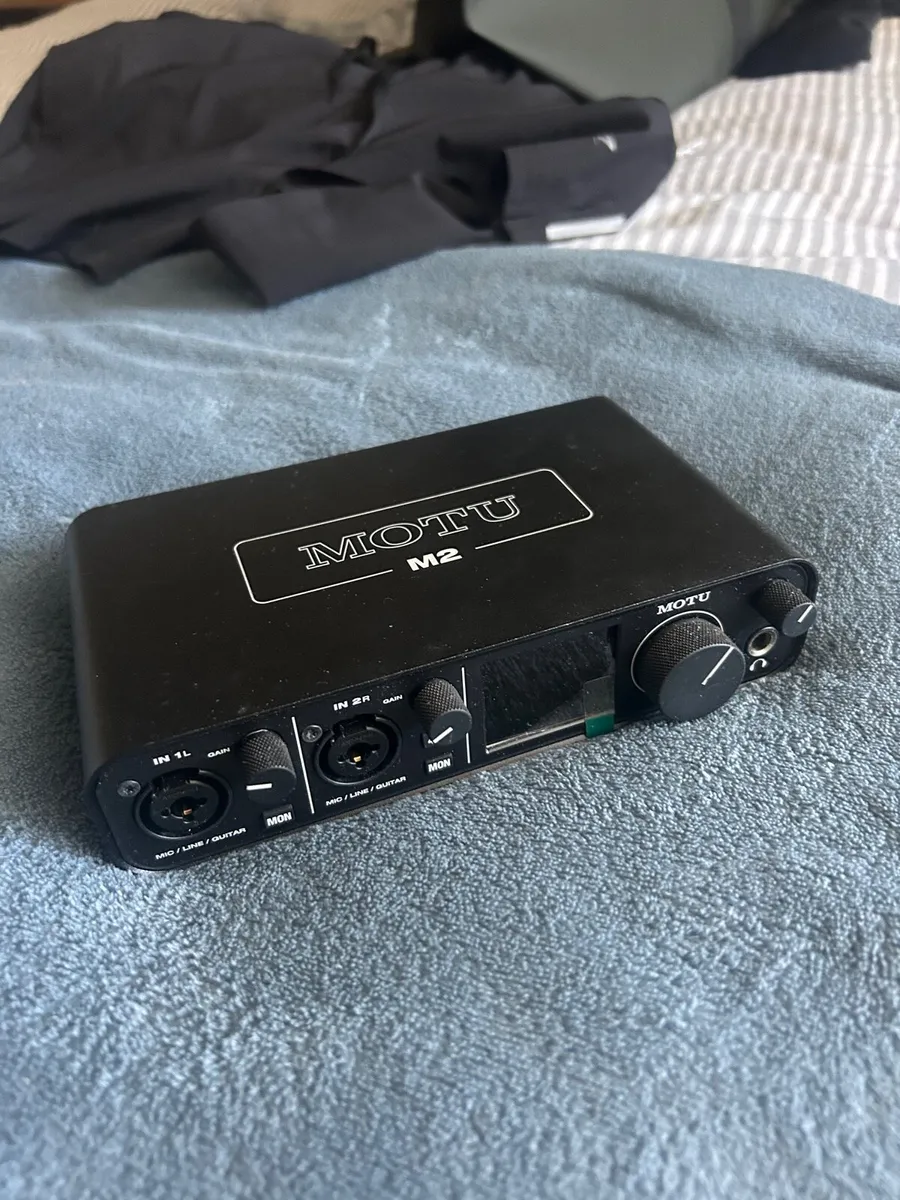 Motu M2 Audio Interface