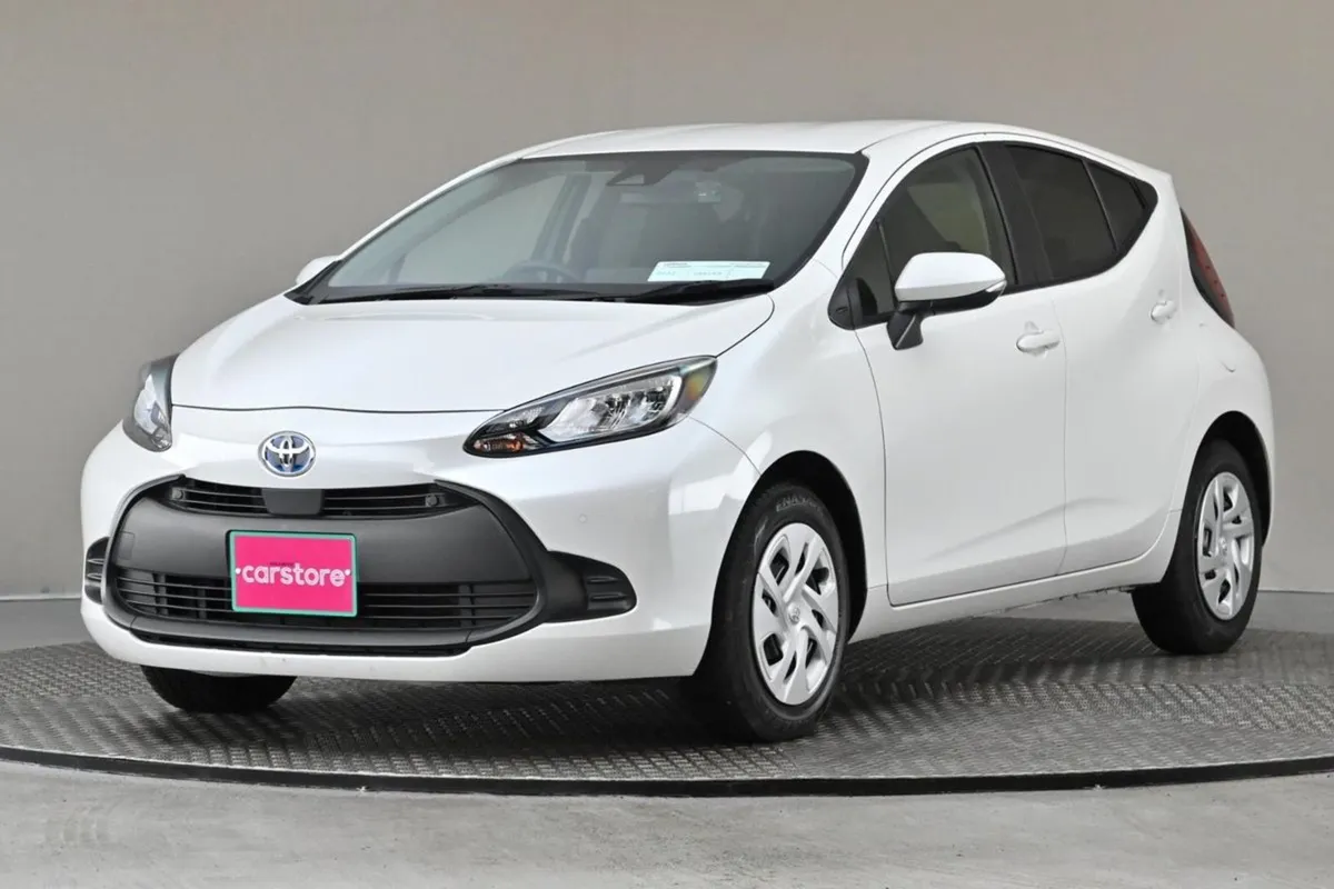 Toyota Aqua 1.5l Fhev 116BHP  new Model - Image 3