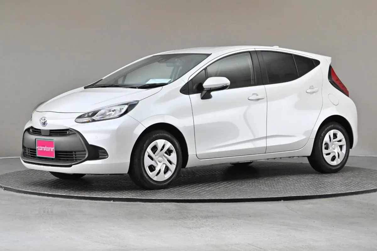 Toyota Aqua 1.5l Fhev 116BHP  new Model - Image 4