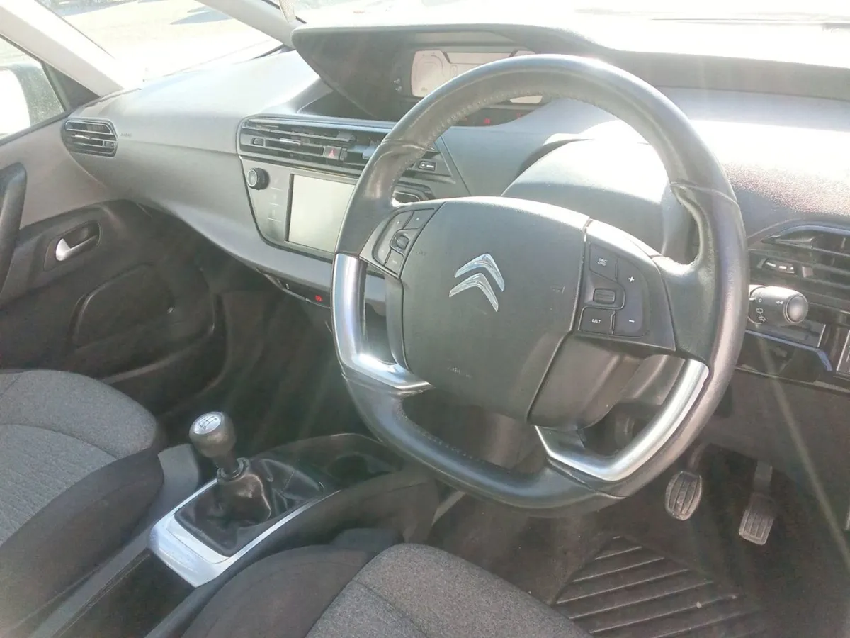 Citroen C4 Grand Picasso 1.6blue HDI SE 7-seater - Image 4