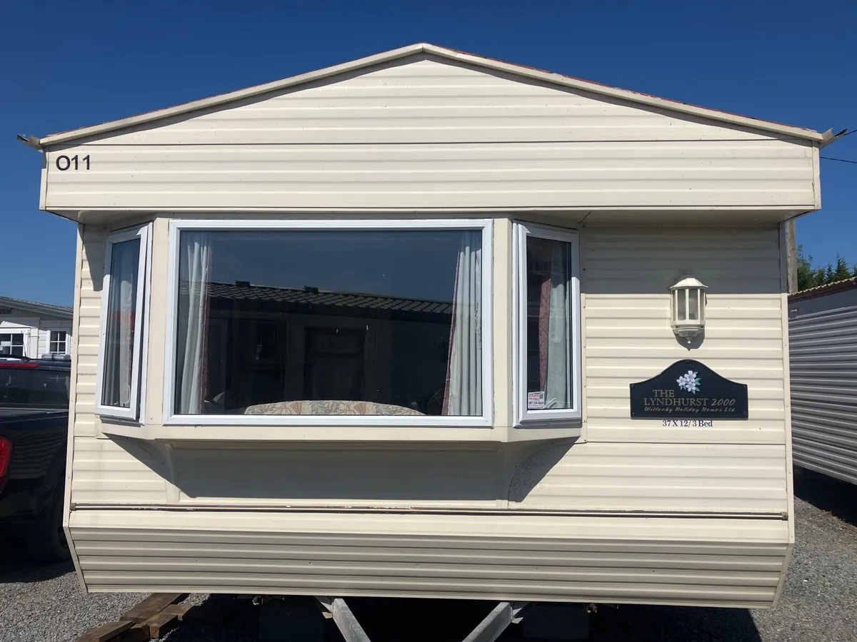 AFFORDABLE 3 BED DOUBLE GLAZED CENTRAL HEATED - Image 1