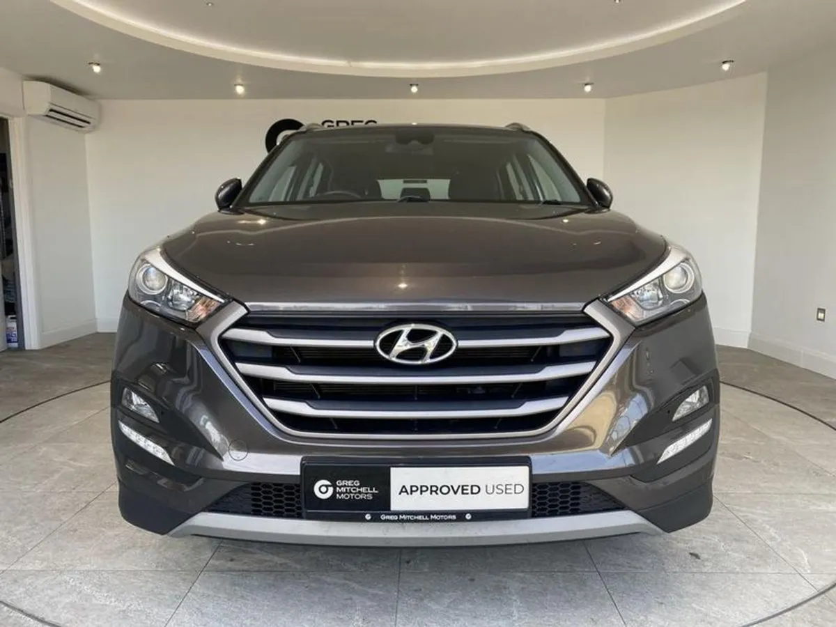 Hyundai Tucson 1.6 GDi Blue Drive SE Nav 5dr 2WD - Image 2