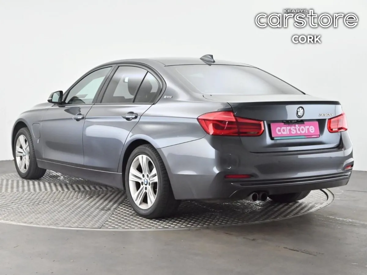 BMW 3 Series 330e Sport - Image 4