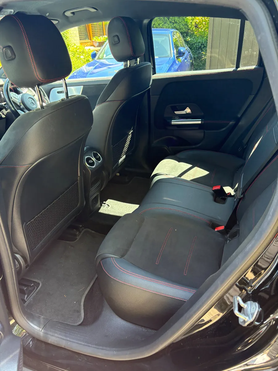 MERCEDES-BENZ EQA EQA 250 AMG LINE 5d - Image 4