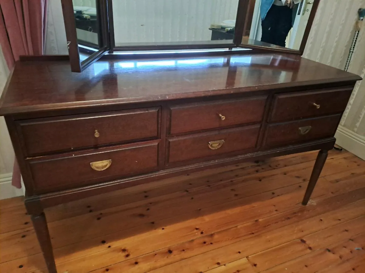 Dressing table - Image 2
