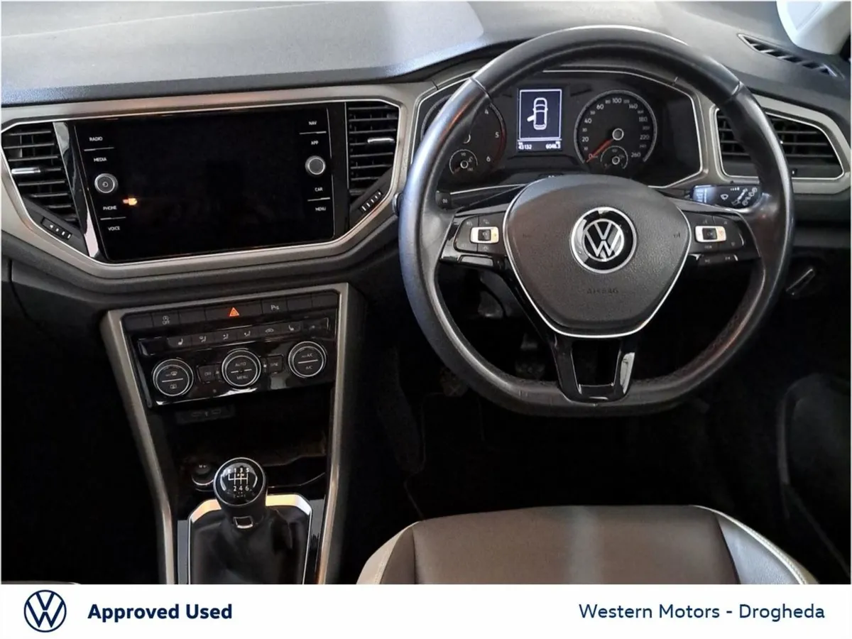 Volkswagen T-Roc 2.0 TDI 115bhp Design  Leather S - Image 4