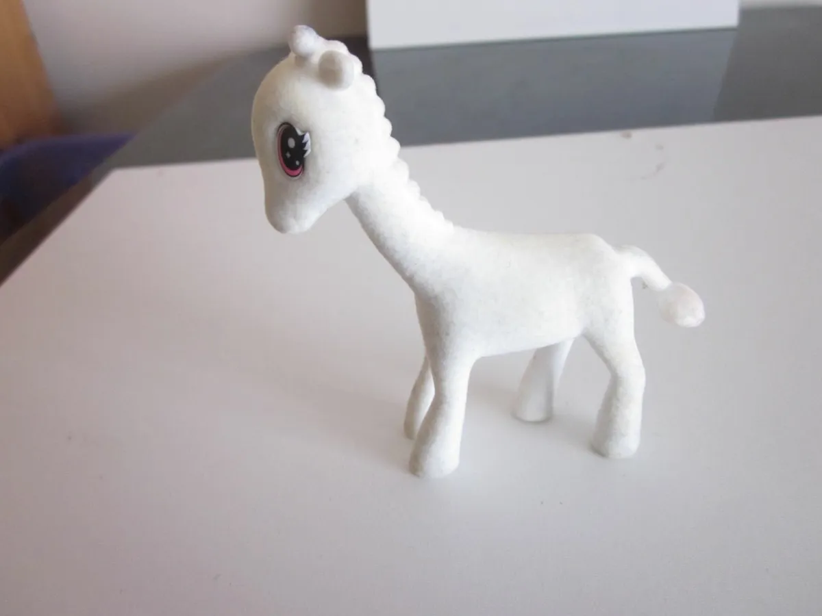 Crayola Scribble Pet Figure - Image 2