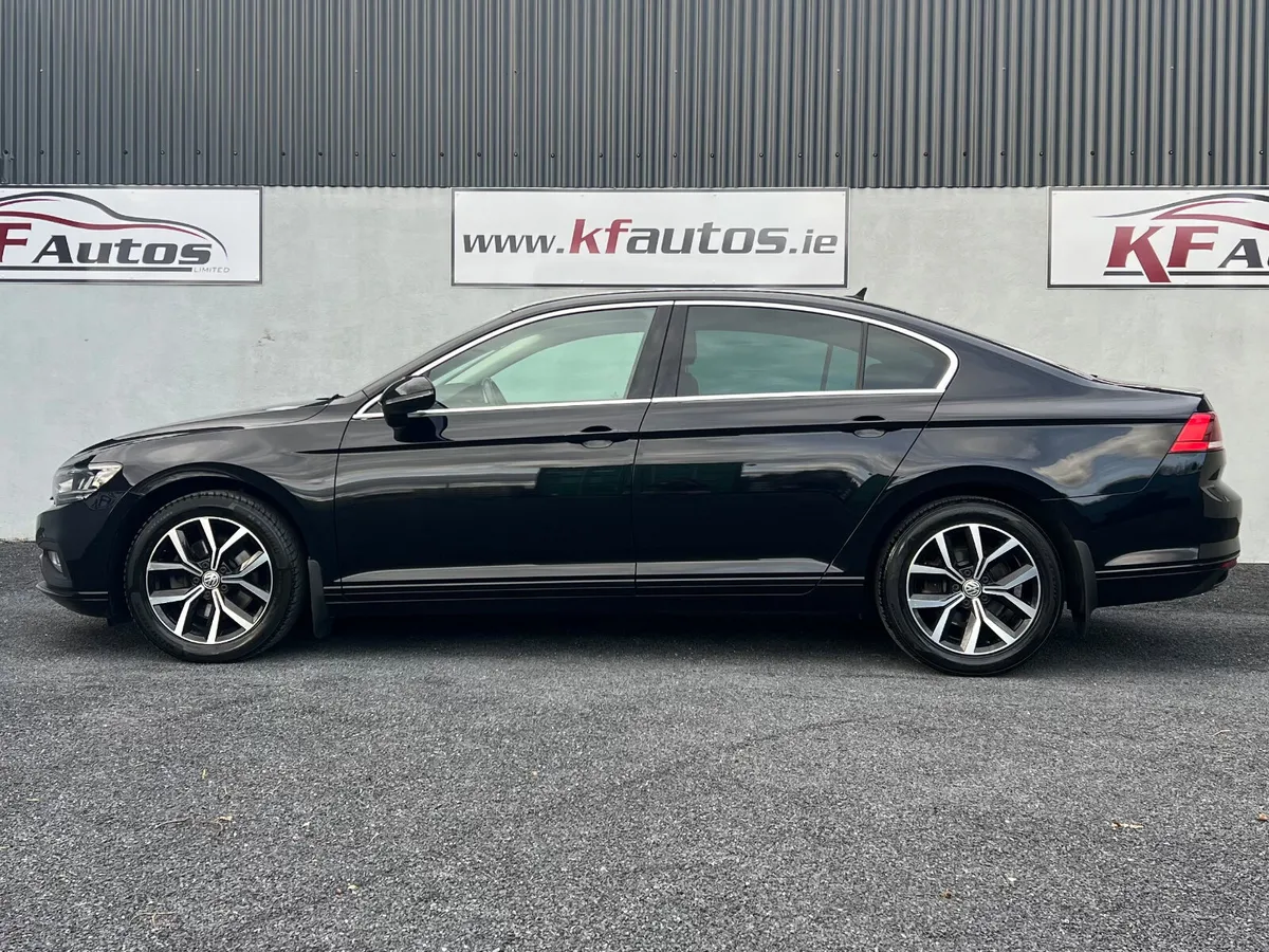 Volkswagen Passat SEL(Highline) 2.0TDI 150bhp Auto - Image 4