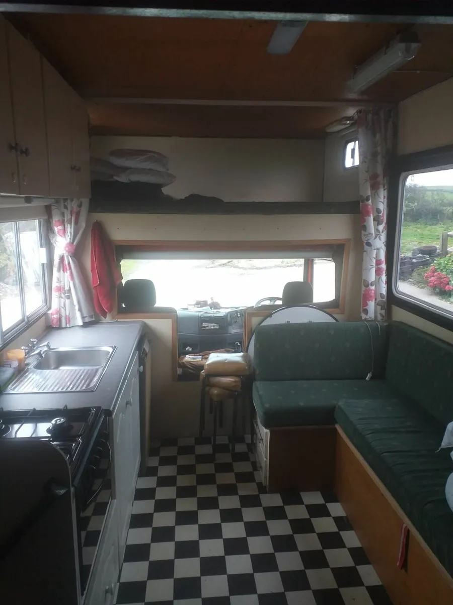 Mercedes-Benz Camper/Horse Lorry - Cheap Tax - Image 1