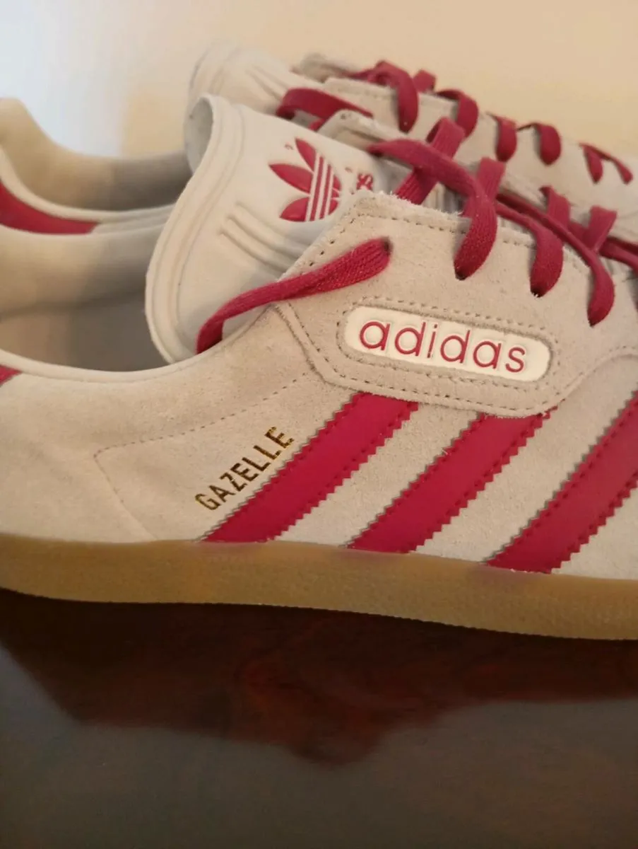 Adidas Gazelle Trainers - Image 3
