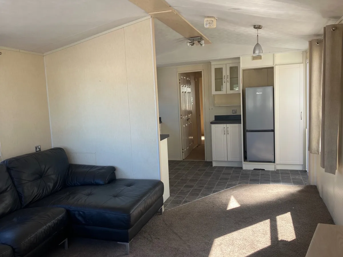 DOUBLE GLAZED AFFORDABLE 2 BED FOR YOU - Image 3