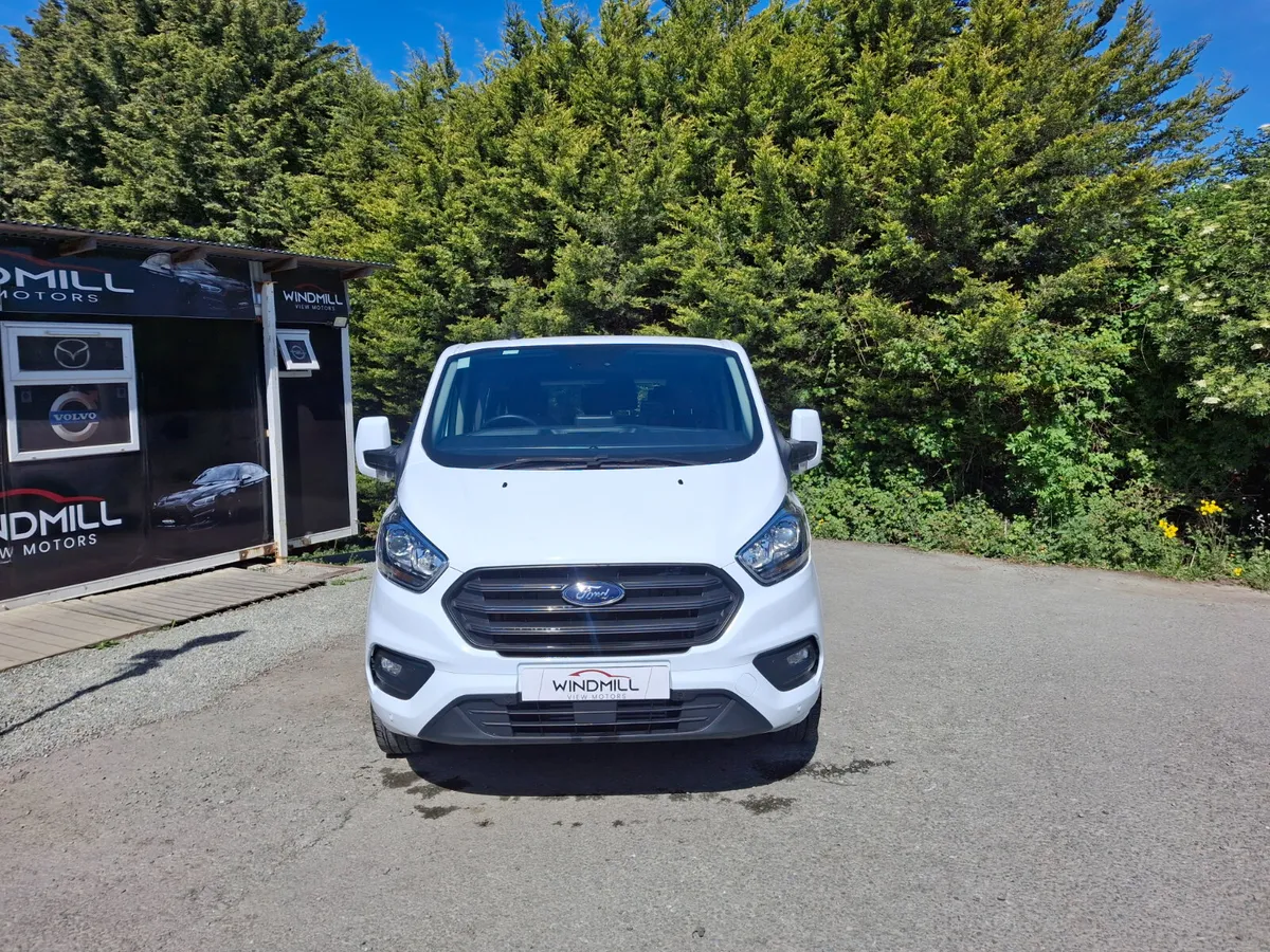 FORD TRANSIT CUSTOM PASSENGER AUTOMATIC 2023(23) - Image 4