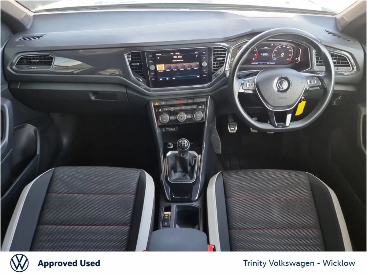 Volkswagen T-Roc Best Value Sunroof Sport 1.5 TSI - Image 2